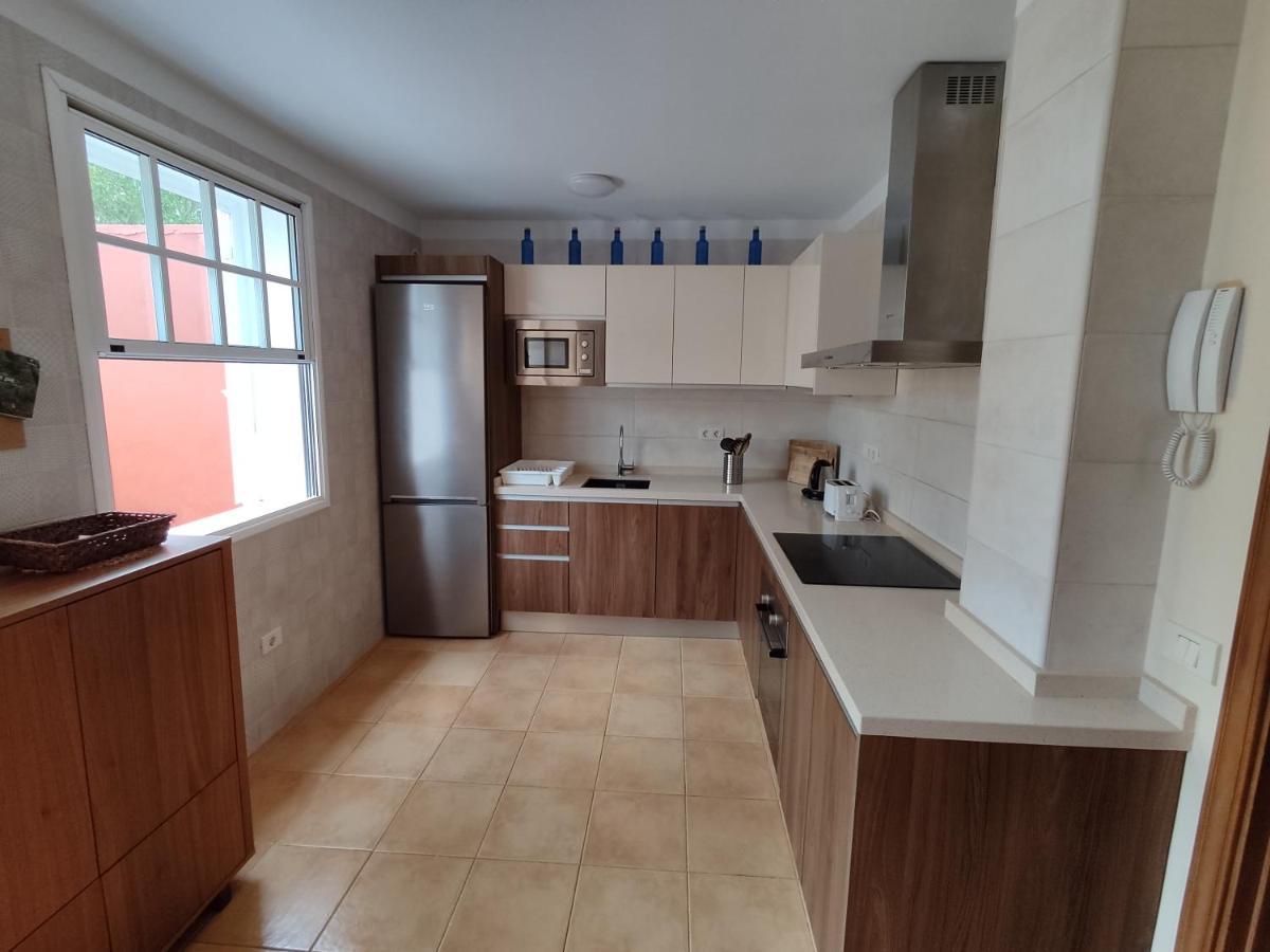 Cheerful 3 Bedroom Town House With Garage Tegueste Luaran gambar